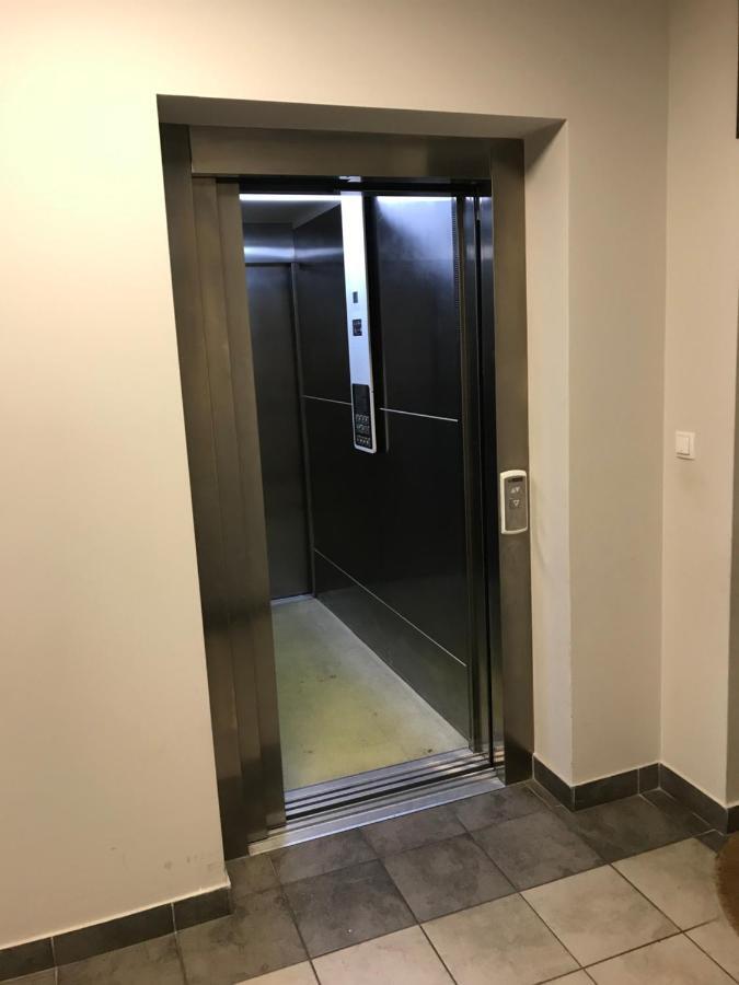 Apartament Alihouse Apartman Bydgoszcz Kültér fotó
